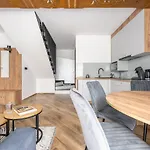- Dwupoziomowe Apartmán Biały Dunajec