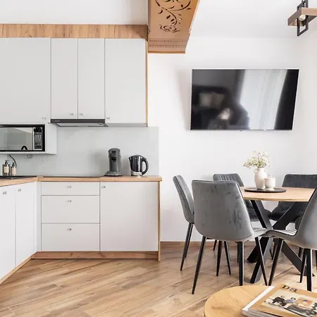 - Dwupoziomowe * Biały Dunajec